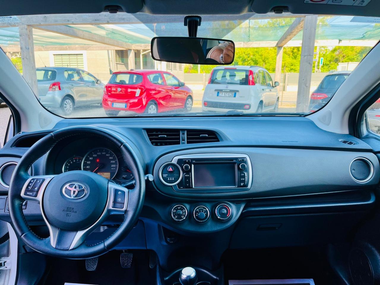 Toyota Yaris 1.0 5 porte