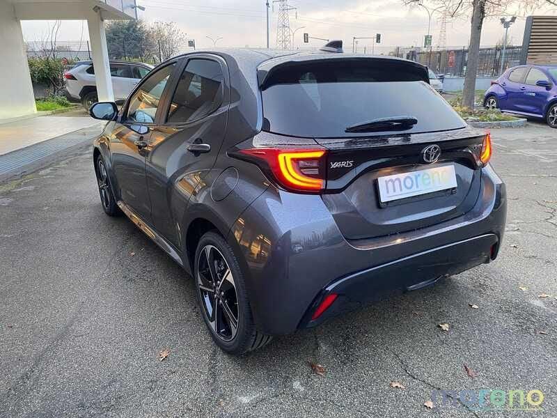 Toyota Yaris 1.5h 130 Lounge