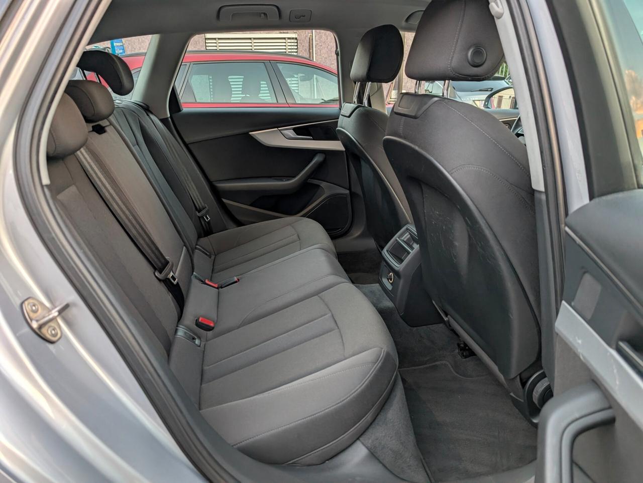 Audi A4 Avant 2.0 TDI 150 CV Sport solo km 103000