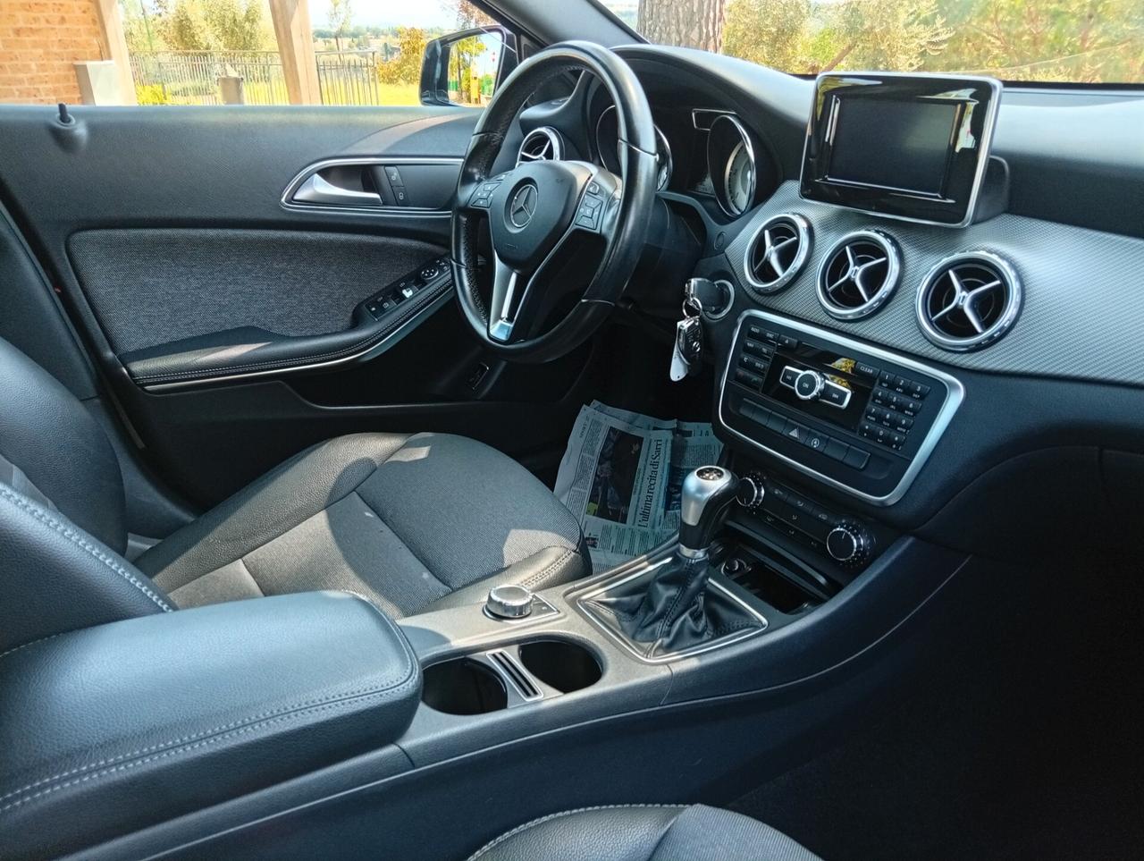 Mercedes-benz GLA 180 d Sport