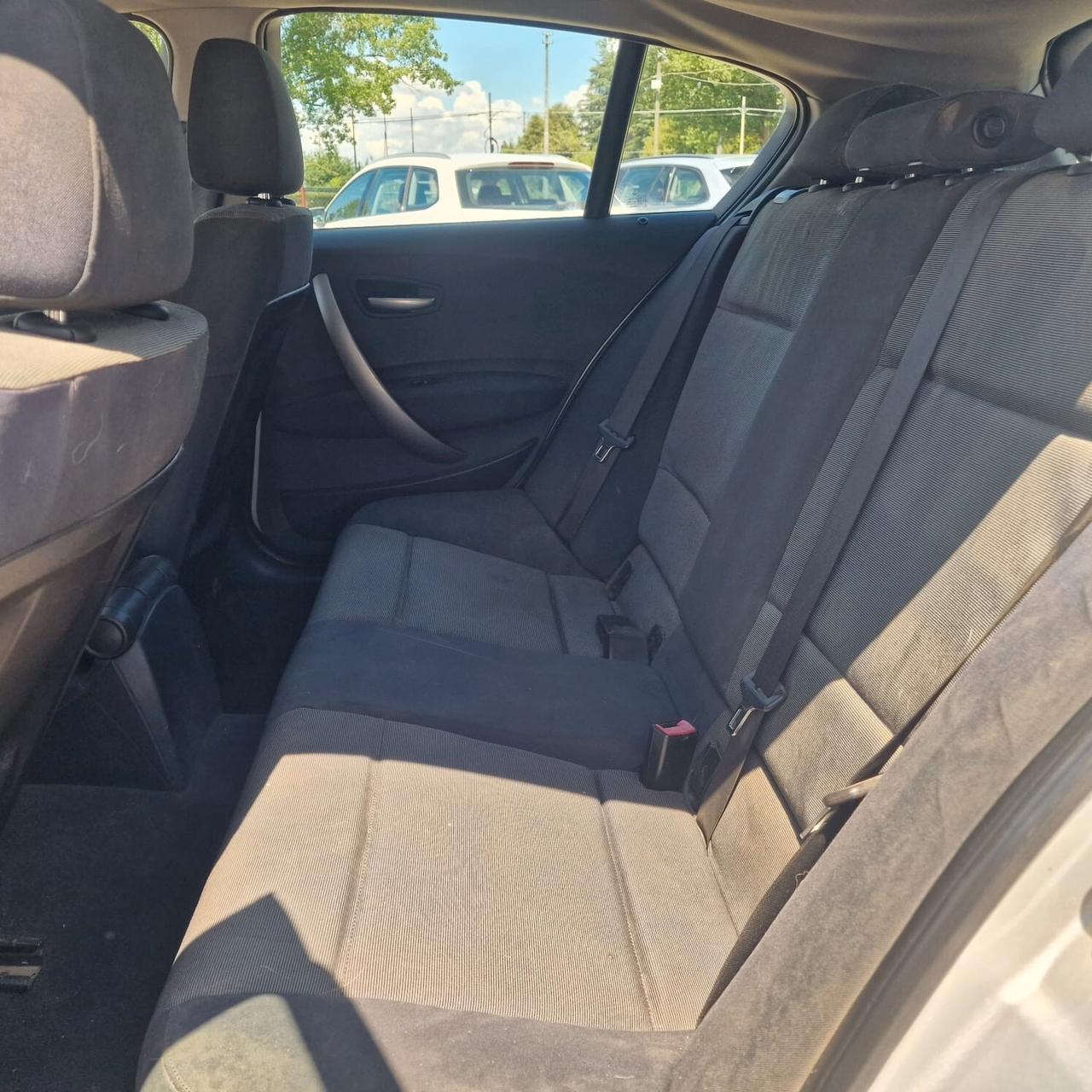 Bmw 118 120d cat 5 porte Attiva