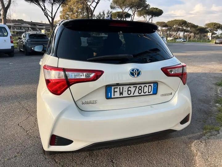 Toyota Yaris III 2017 5p 1.5h Trend Blue Edition my18