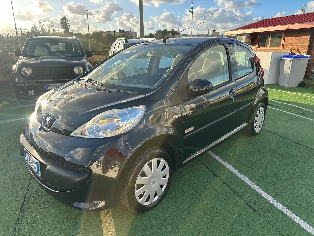 Peugeot 107 1.0 68CV 3p. Desir