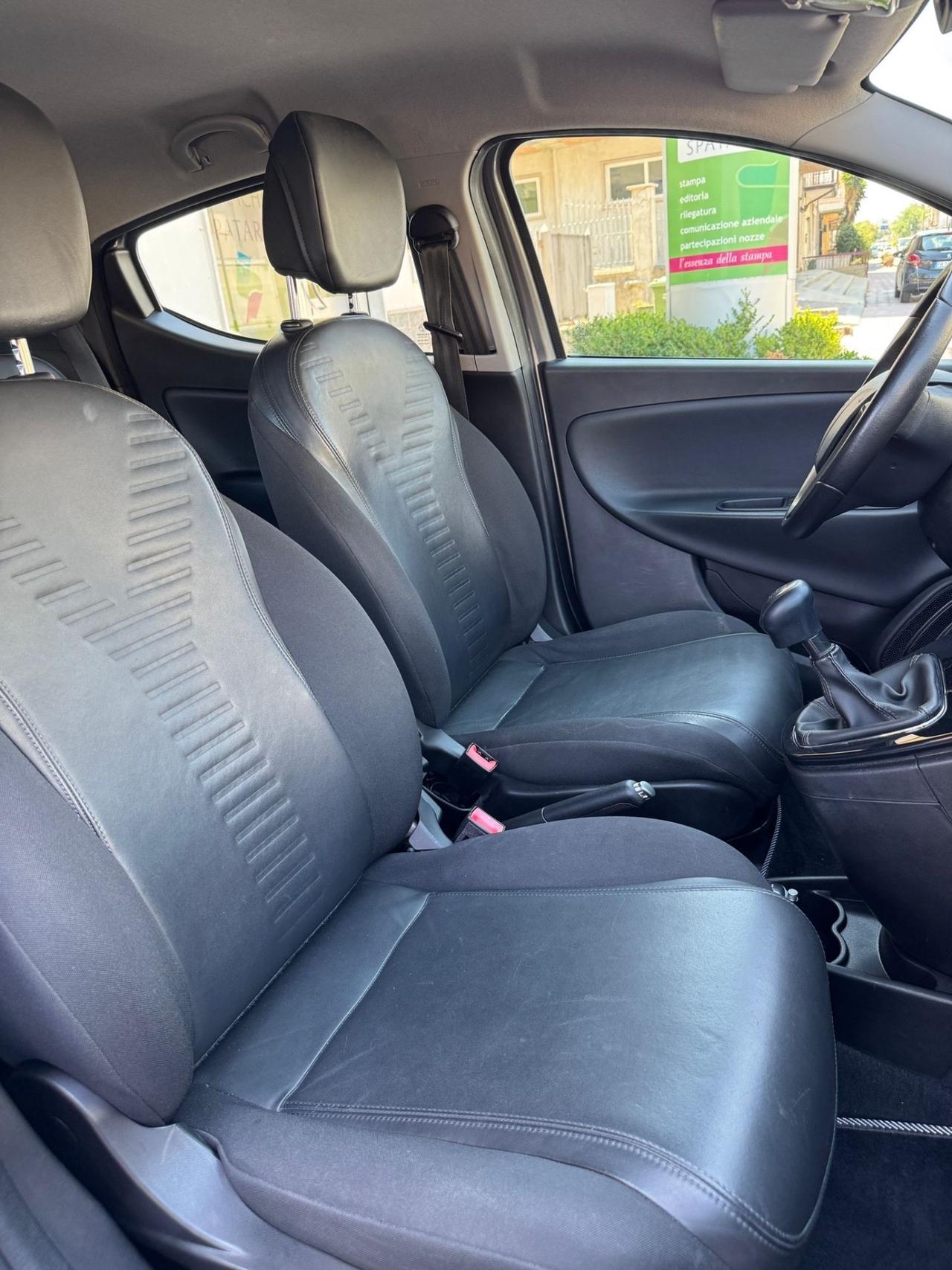 Lancia Ypsilon 1.3 MJT 16V 95 CV 5 porte S&S Platinum