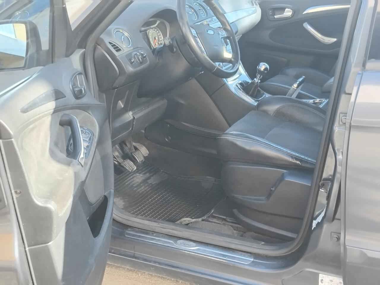 Ford S-Max 2.2 TDCi 175CV Titanium DPF 7 POSTI A 2.299 EURO