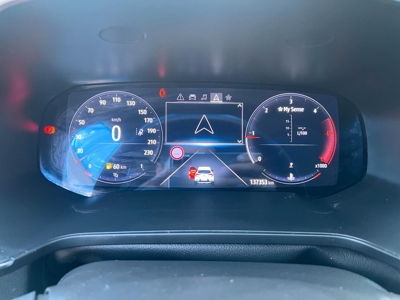 Renault Captur 1.5 blue dci 95CV Intens LED/NAVI/CAMERA. PERFETTA!!