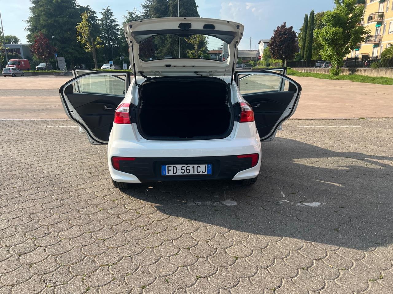 Kia Rio 1.1 CRDi 5p.S&S High Tech