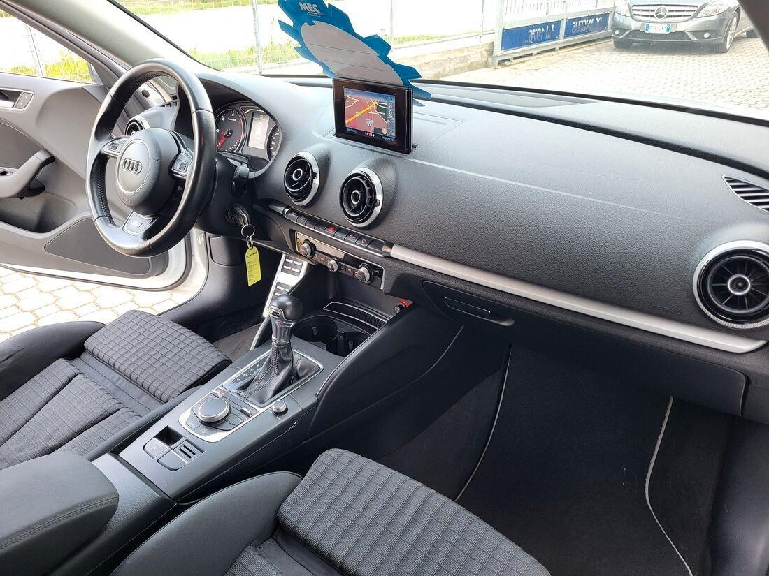 Audi A3 SPB 2.0 TDI 150 CV S tronic + F1 ***S-LINE EDITION ***