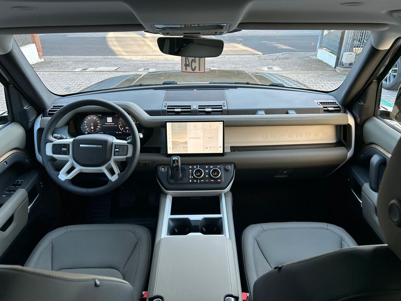 Land Rover Defender 110 3.0D I6 200 CV AWD Auto S