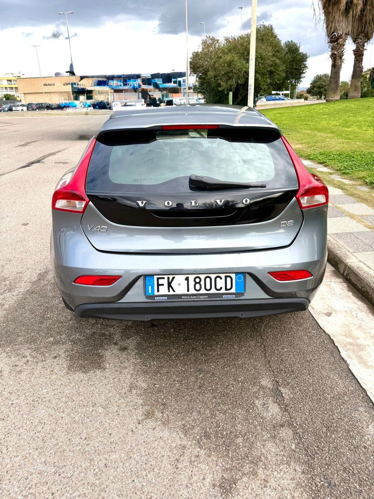 Volvo V40 Diesel- Anche Permuta-Neopatentati