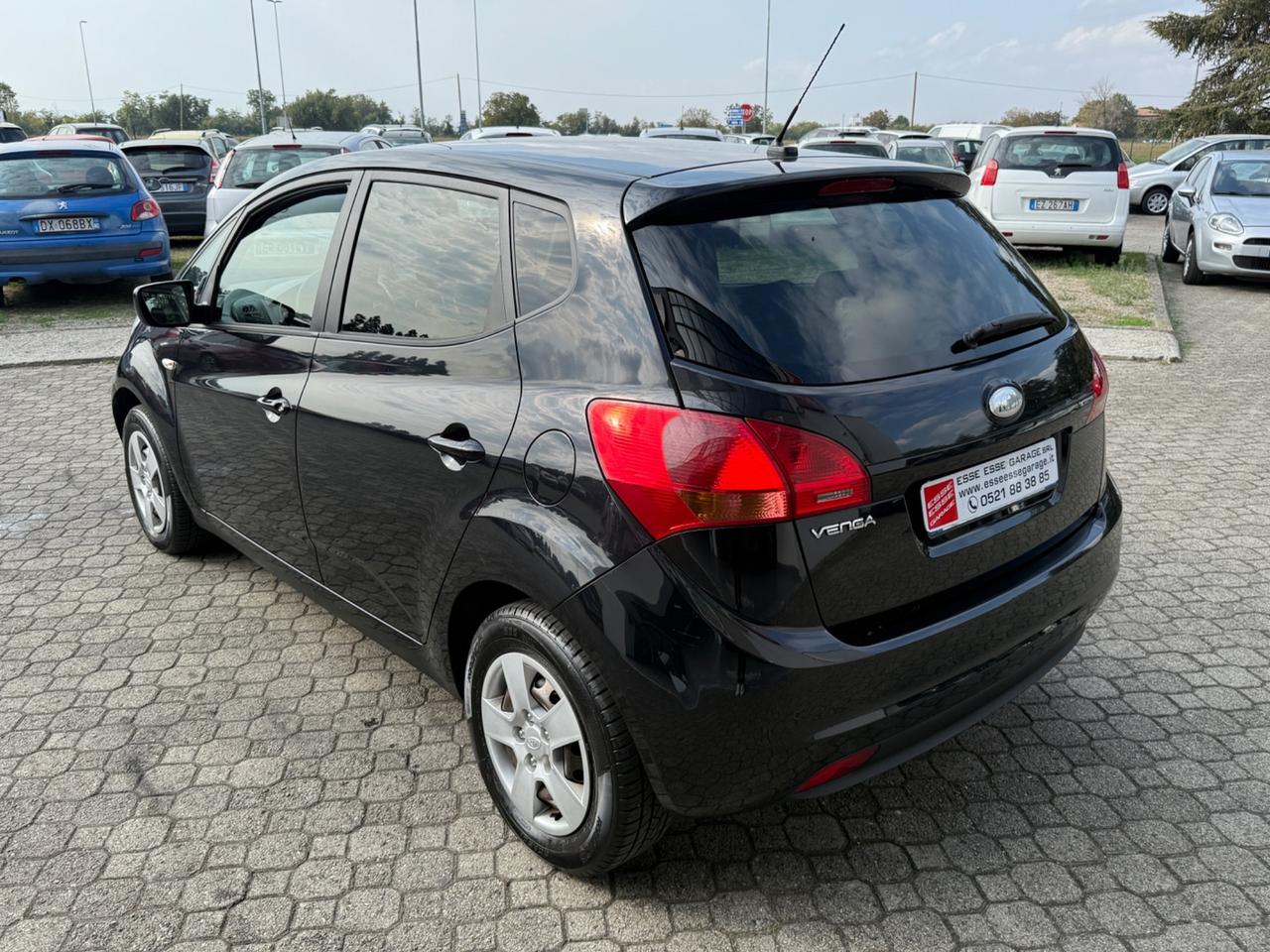 Kia Venga 1.4 GPL Easy|NEOPATENTATI
