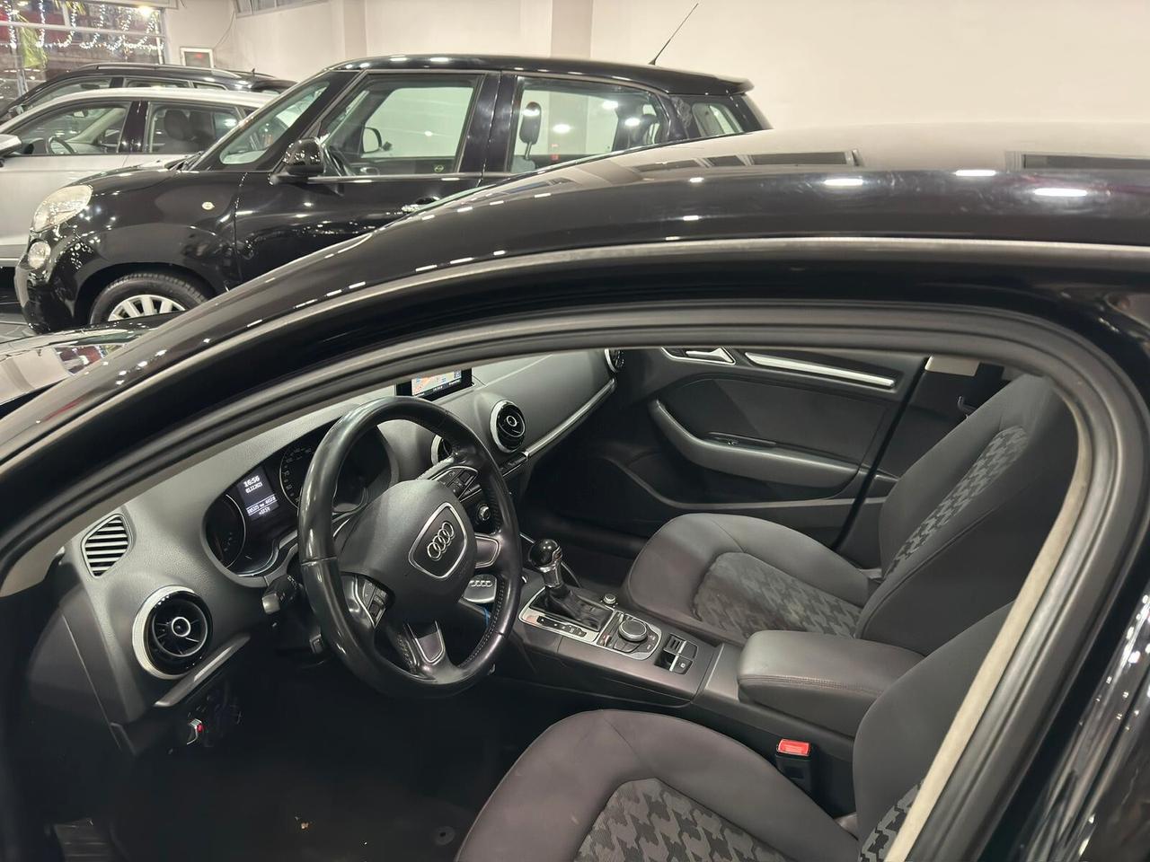 Audi A3 1.6 TDI clean diesel S tronic Ambition