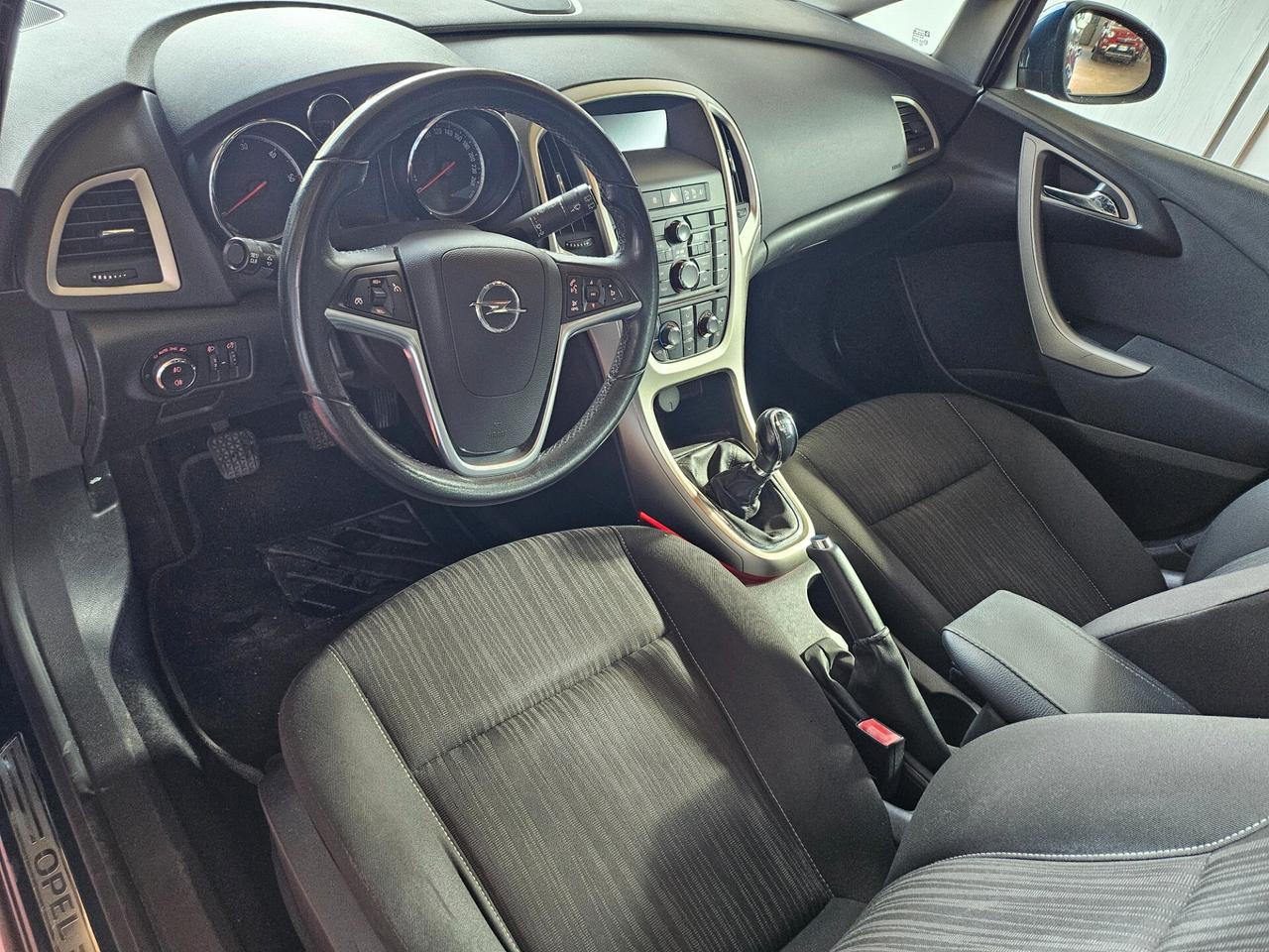 Opel Astra 1.7 CDTI 110CV Sports Tourer Cosmo
