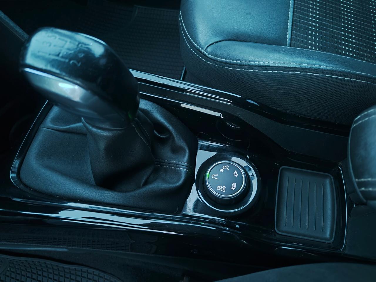 Peugeot 2008 1.5 BlueHDi 100cv S&S Allure