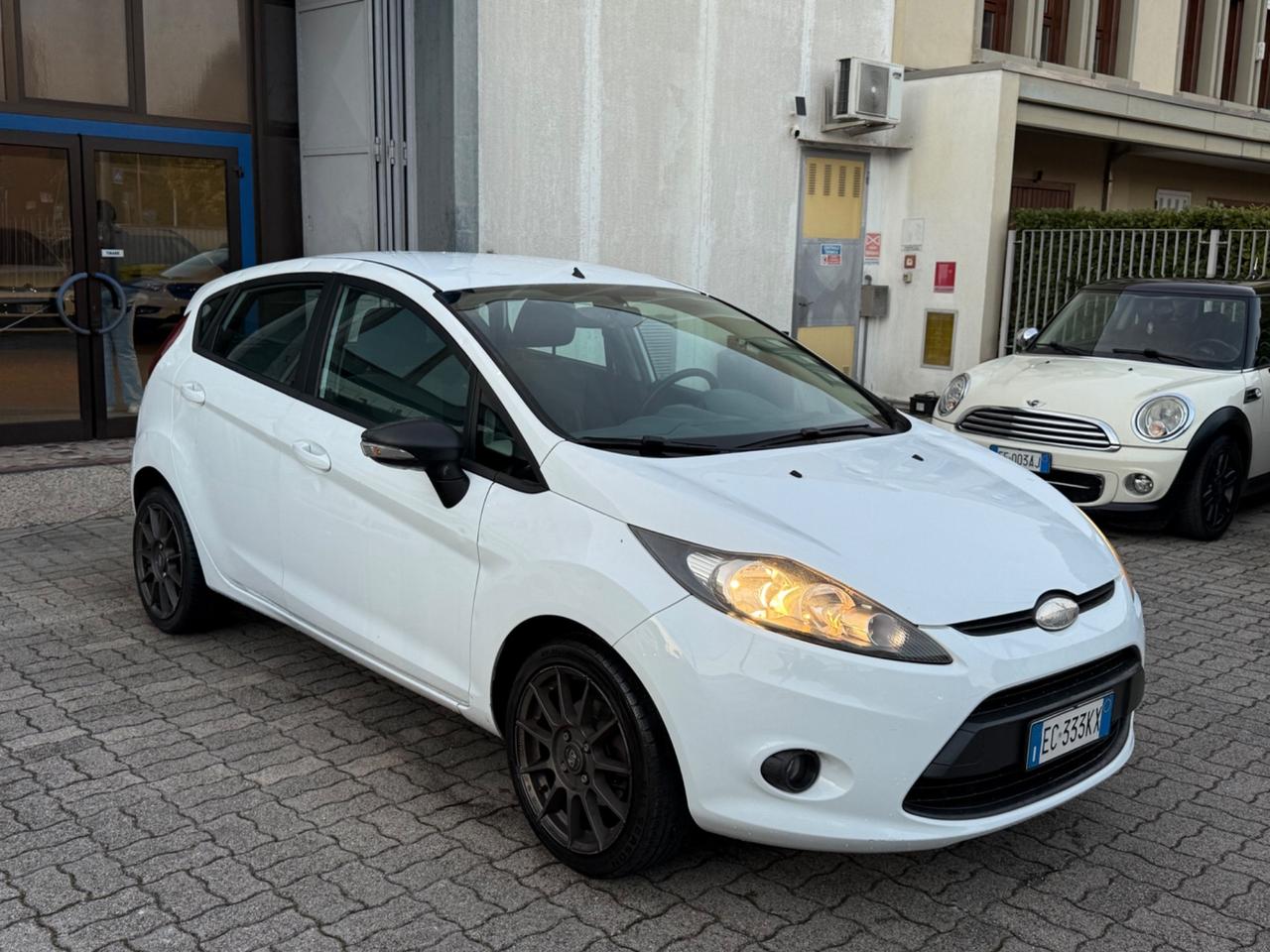 Ford Fiesta 1.4 5 porte Bz.- GPL Titanium