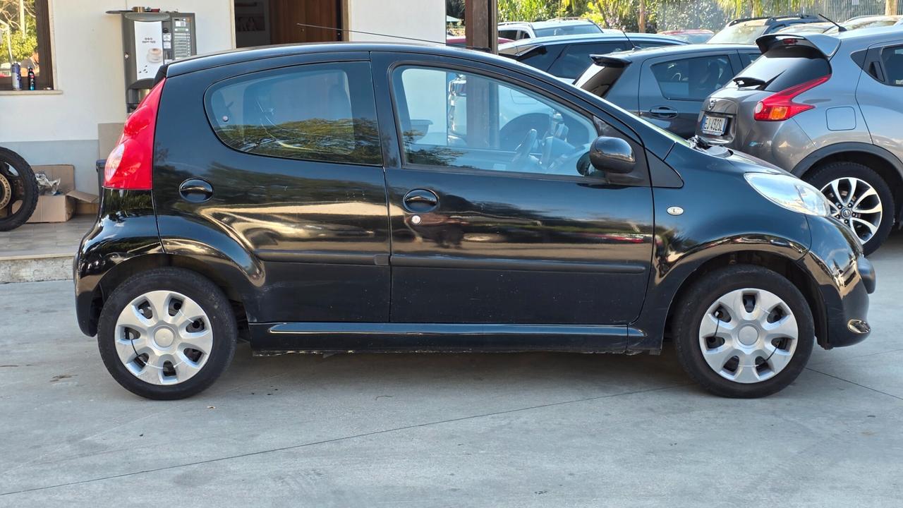 Peugeot 107 1.0 68CV 5p. Urban Move