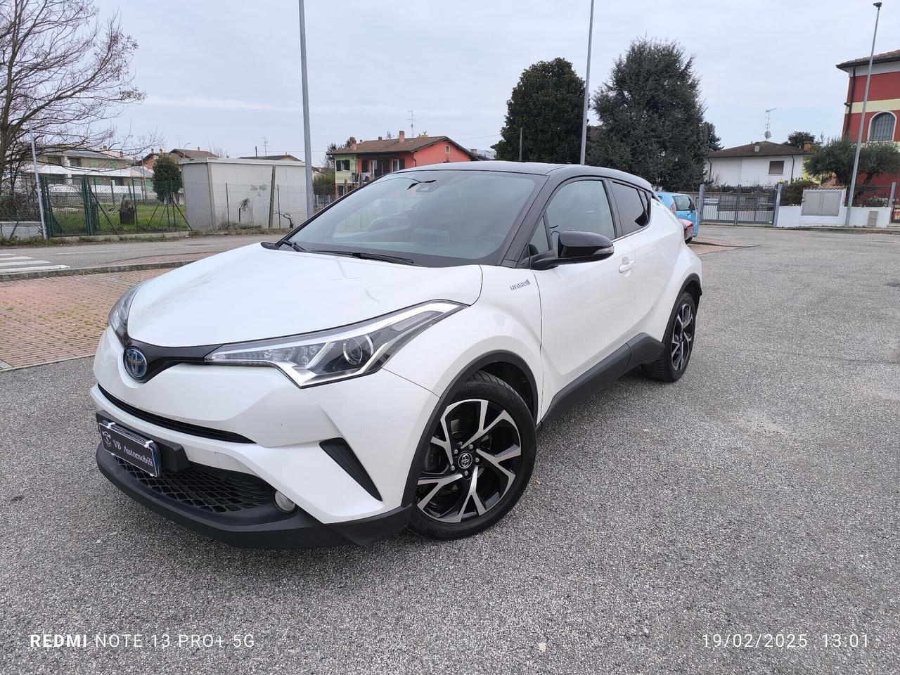 Toyota C-HR 1.8 Hybrid E-CVT Trend