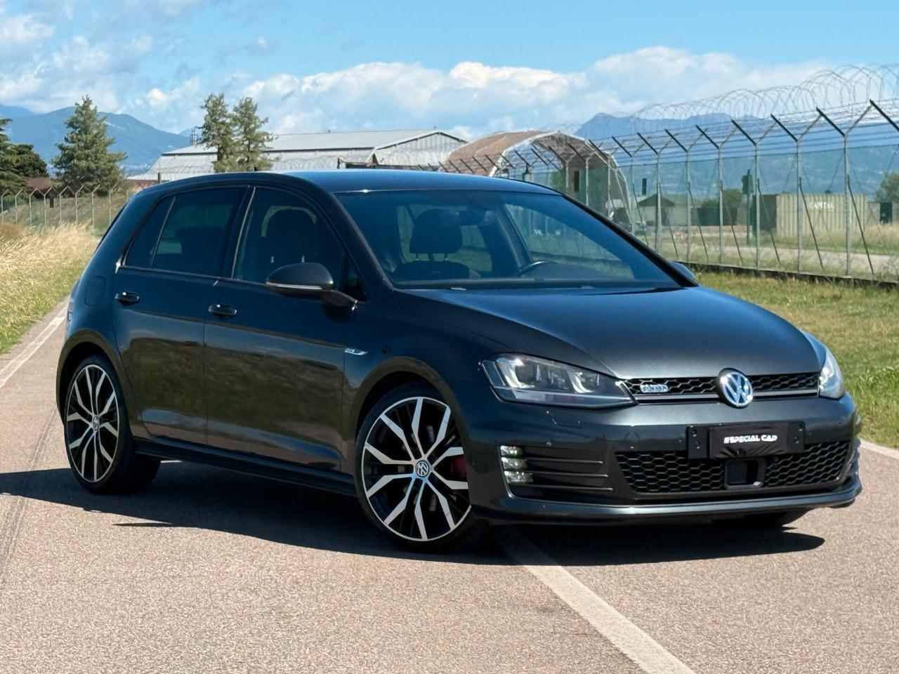 Volkswagen Golf GTD 2.0 TDI DSG 5p. 184cv ""MOLTO BELLA ED EFFICIENTE""
