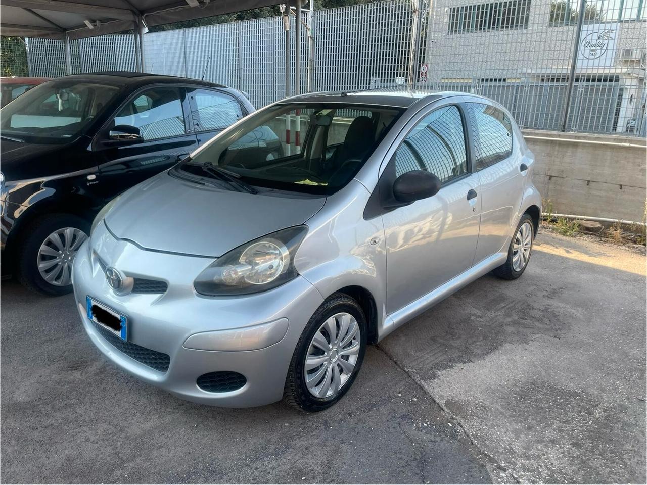 Toyota Aygo 1.0 12V VVT-i 5 porte
