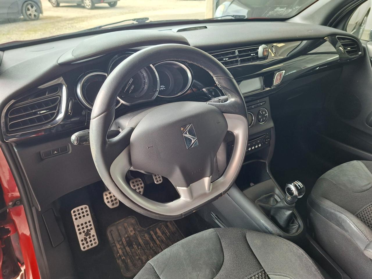 Citroen DS3 1.4 hdi DA NEOPATENTATI / EURO 5