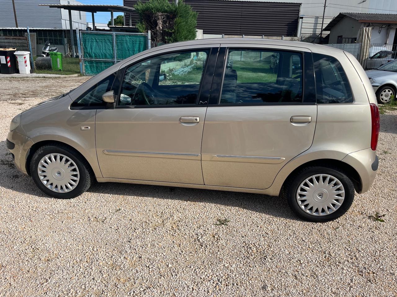 LANCIA MUSA 1.4 AUTOMATICA - METANO