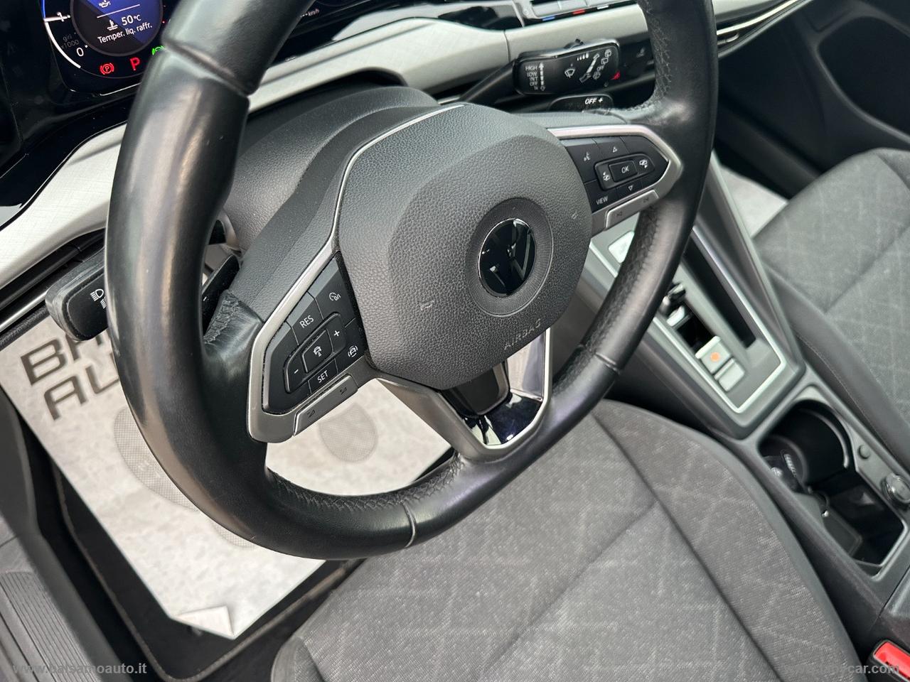 VOLKSWAGEN Golf 2.0 TDI DSG SCR Style