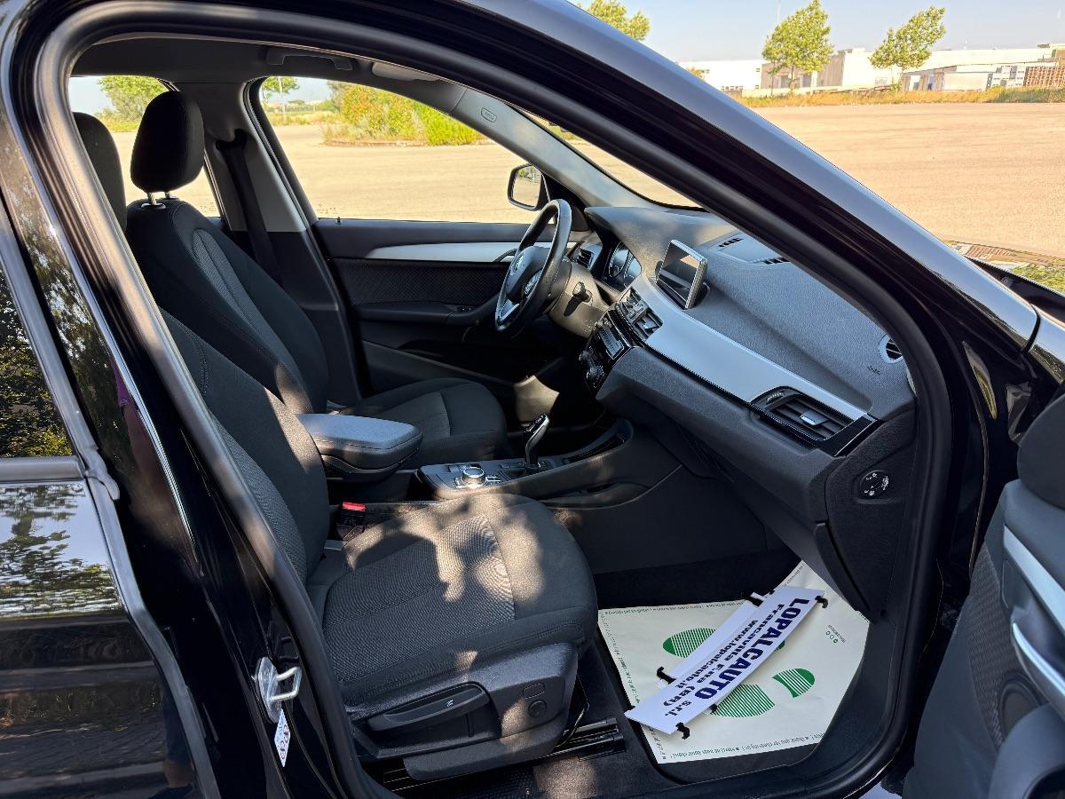 BMW - X1 - sDrive18d Business Advantage