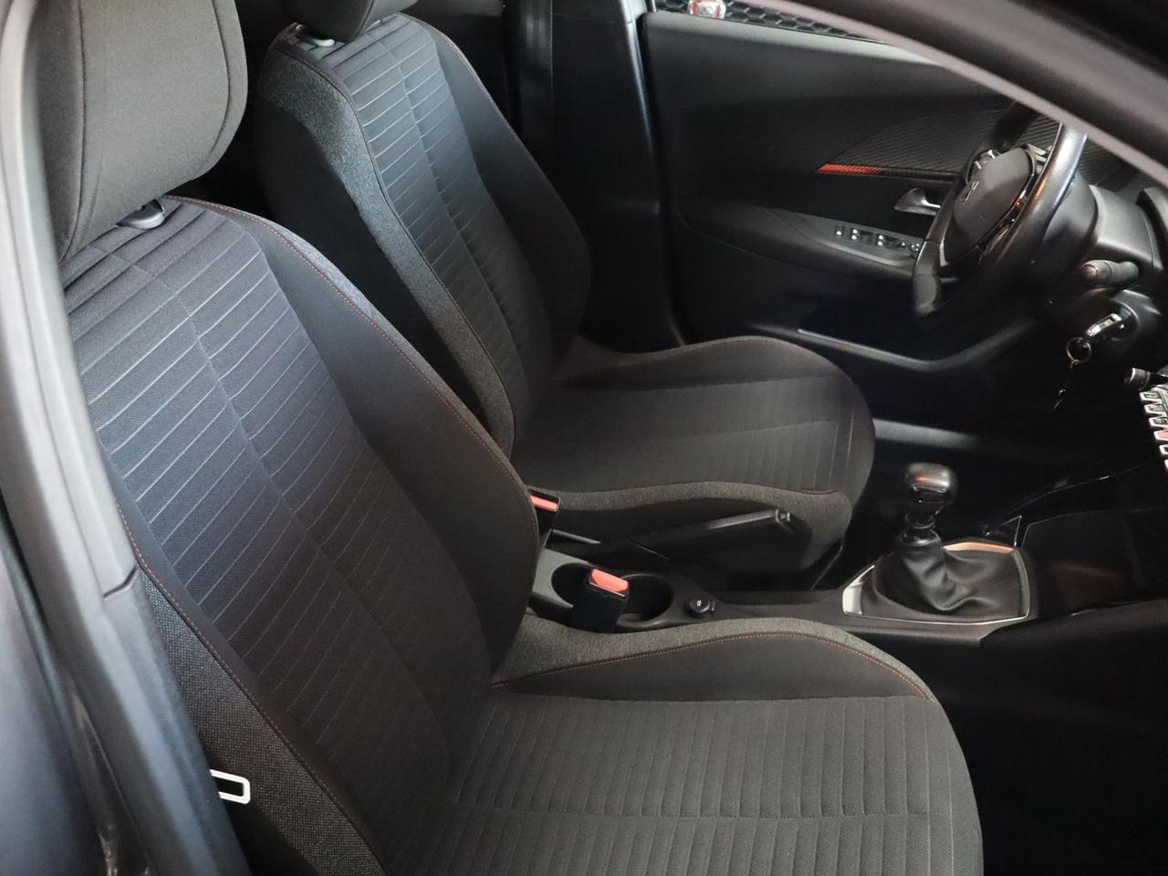 Peugeot 2008 Active 1.2 PureTech 100 #9948