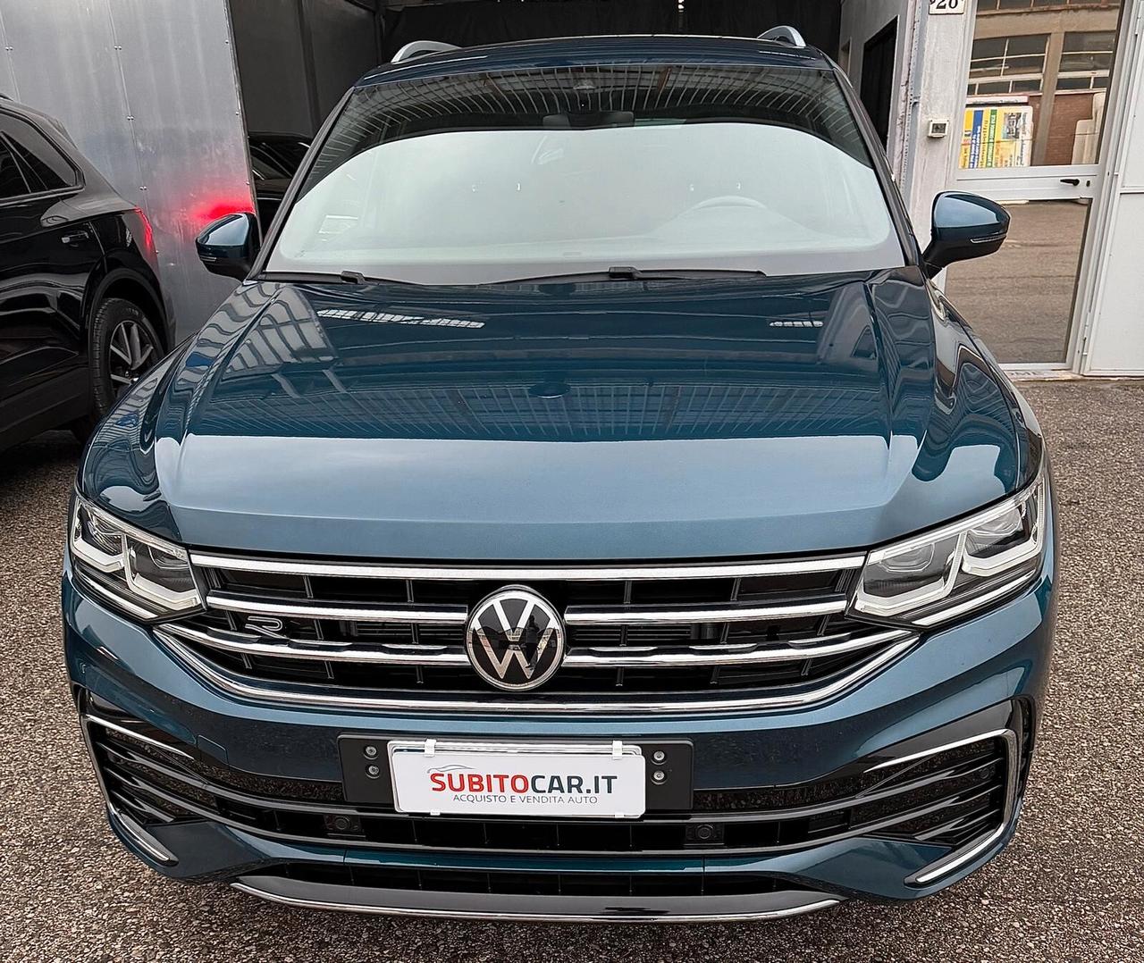 Volkswagen Tiguan 2.0 TDI 150 CV SCR DSG R-Line