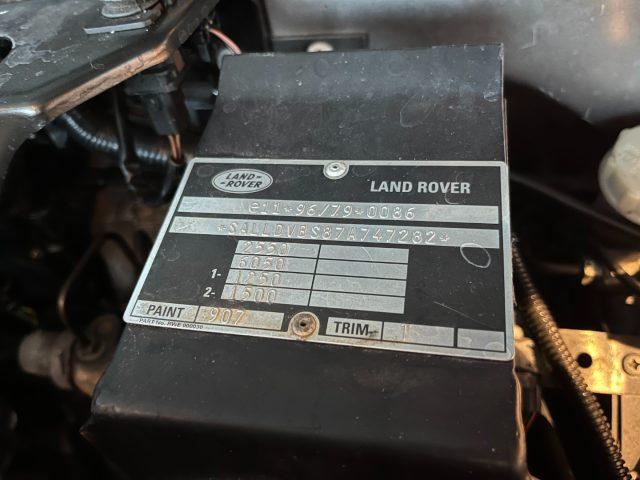 LAND ROVER Defender 90 2.4 TD4 SOFT TOP 122CV RESTOMOD