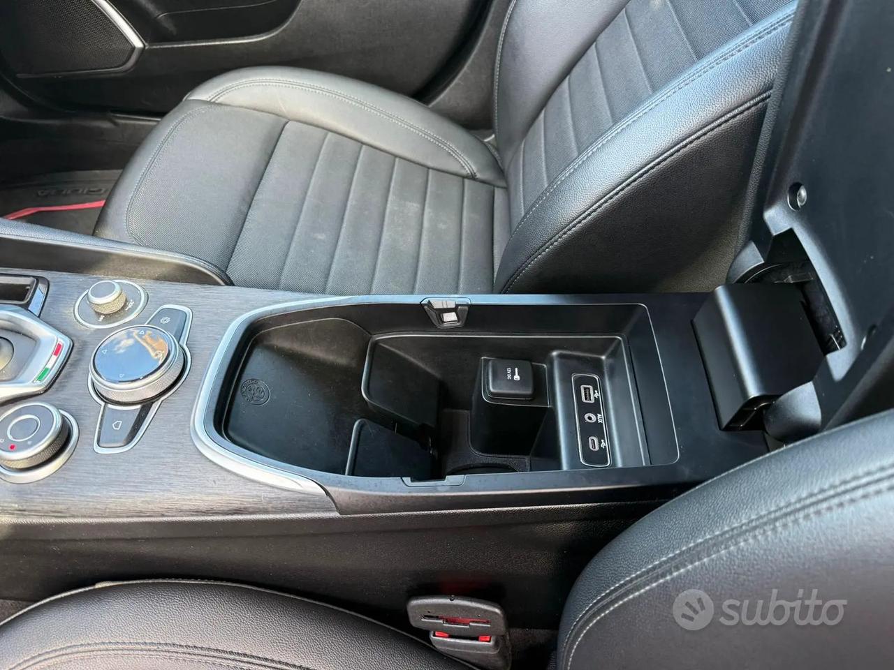 Alfa Romeo Giulia 2.2 t Executive 160cv auto