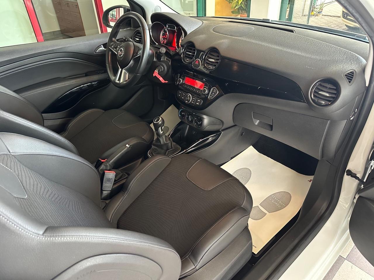 Opel Adam 1.4 87 CV GPL Tech Jam