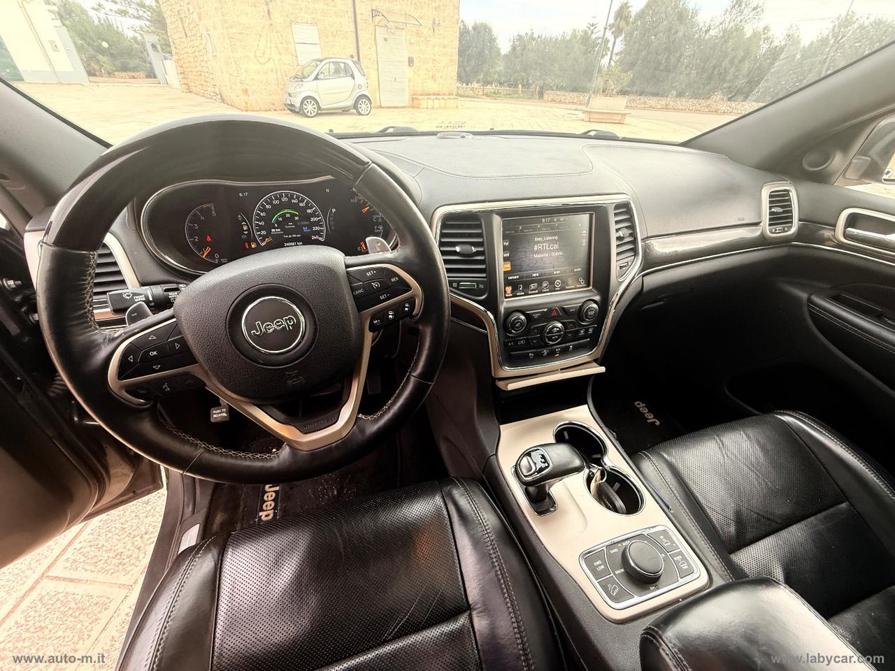 JEEP Gr. Cherokee 3.0 V6 CRD 250 MJT II Overl