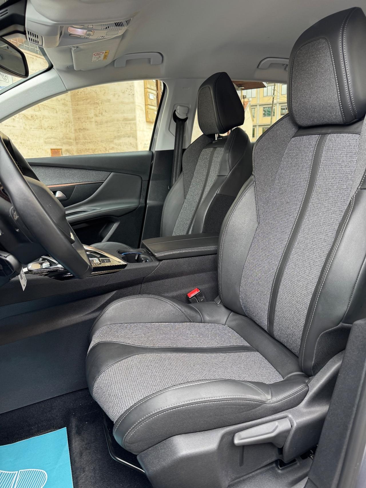 Peugeot 3008 BlueHDi 130 S&S EAT8 Allure