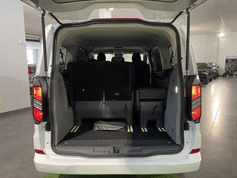 Ford Tourneo Custom 320 2.0 EcoBlue 170CV aut. AWD PC Titanium