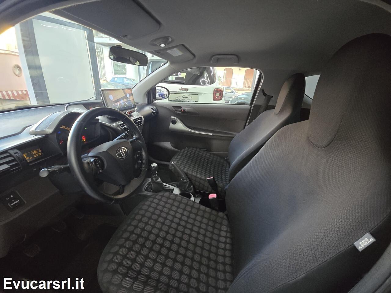 Toyota iQ 1.0