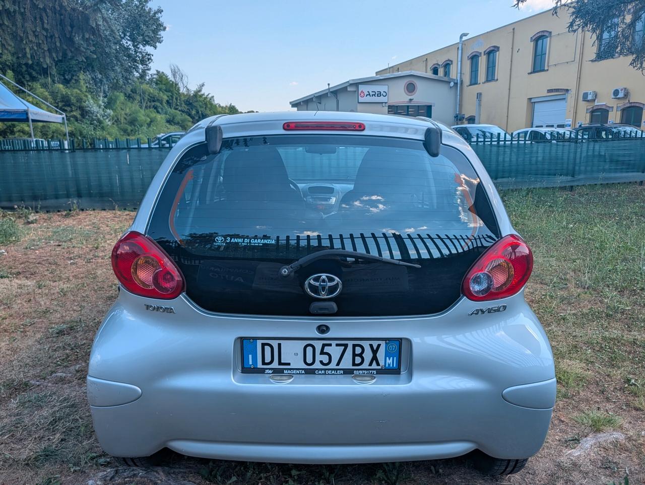 Toyota Aygo 1.0 12V VVT-i 5 porte Sol