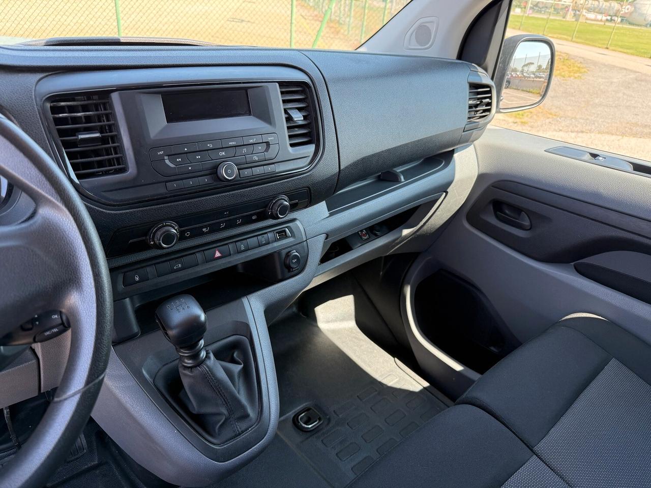 Opel Vivaro 1.5 TD L1 H1 DOPPIA PORTA LATERALE 120 cv