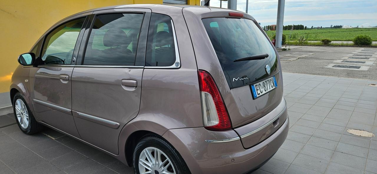 Lancia MUSA 1.4 Argento Ecochic GPL