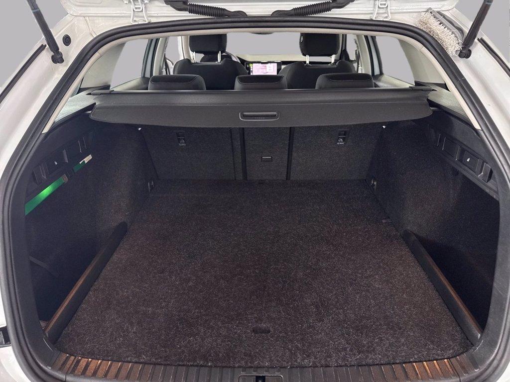 SKODA Octavia 1.4 tsi phev executive dsg del 2023