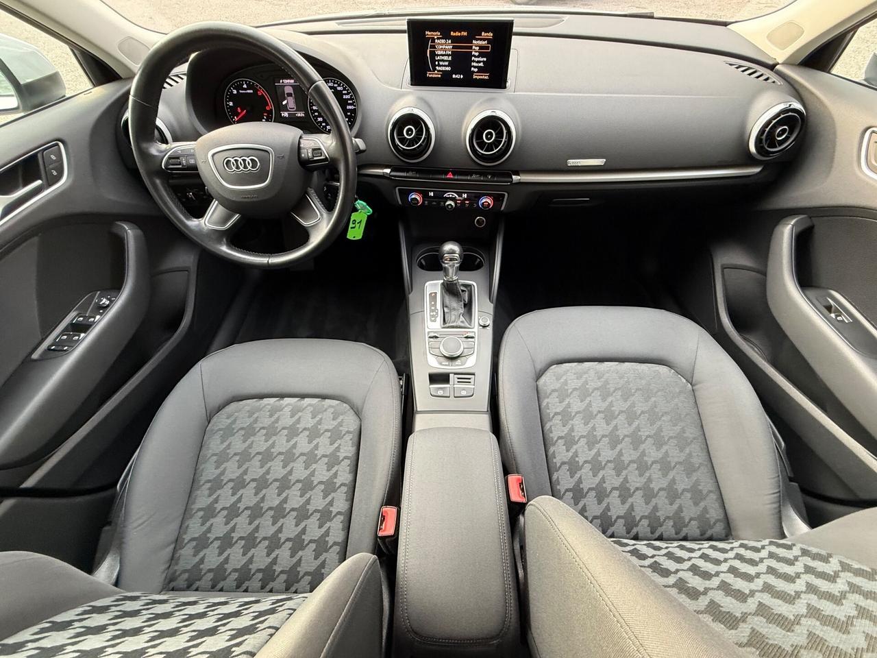 Audi A3 1.6 TDI S tronic 110 CV - Neopatentati