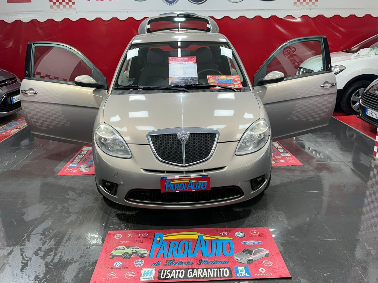 Lancia Ypsilon 1.2 60cv Oro - 2009