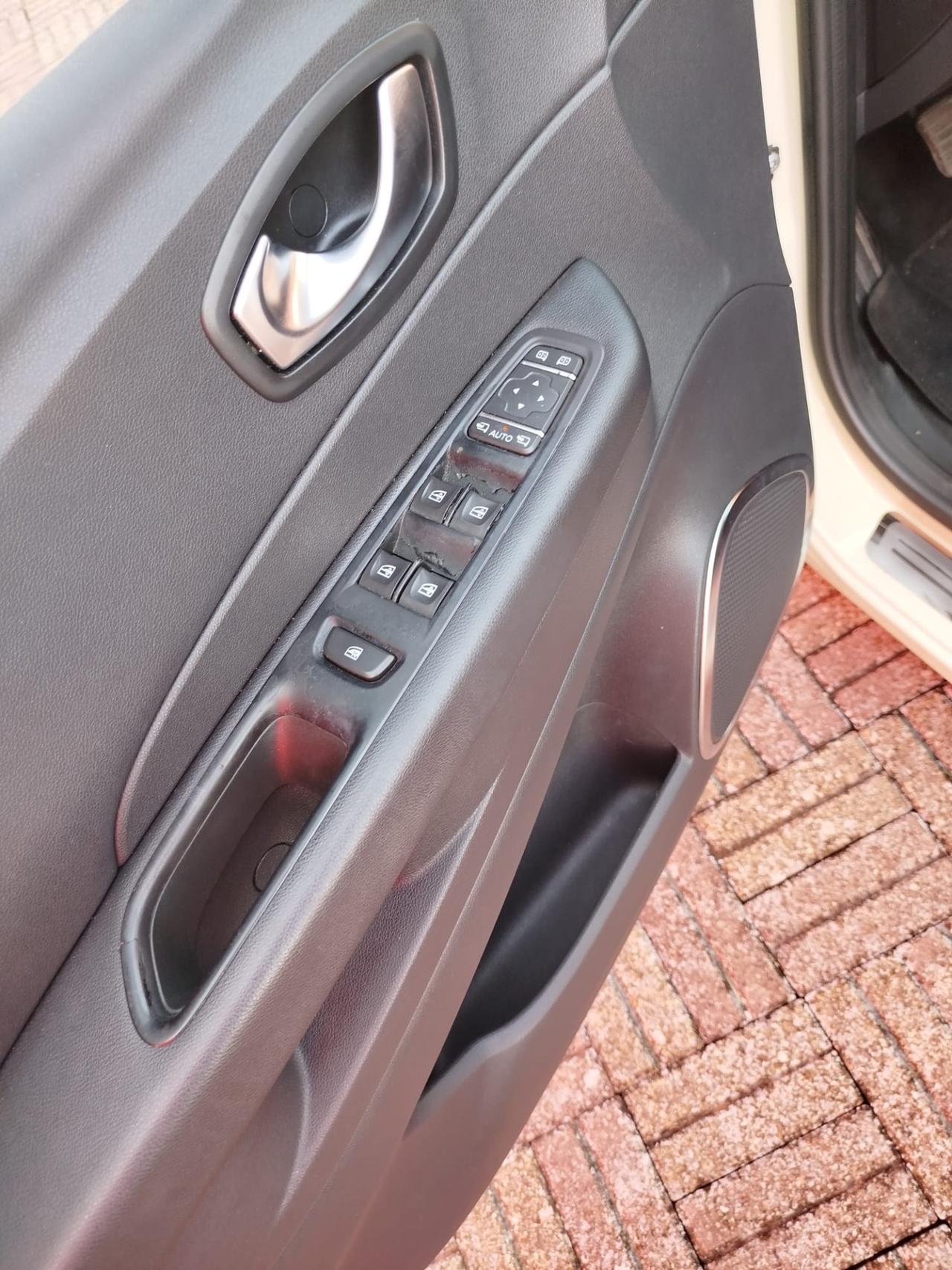 Renault Captur TCe 12V 90 CV Sport Edition2