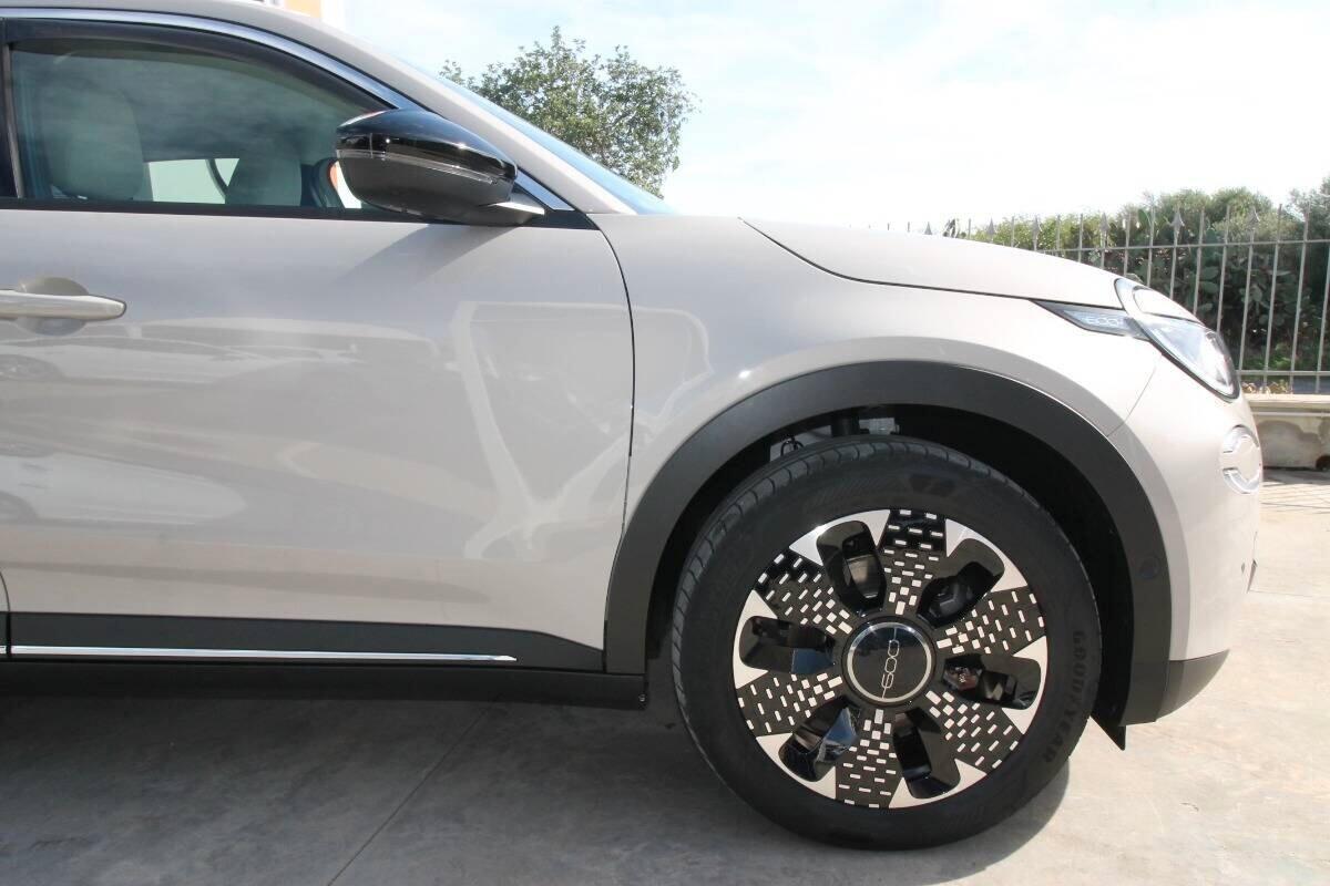 Fiat 600e La Prima 15.000km |2024