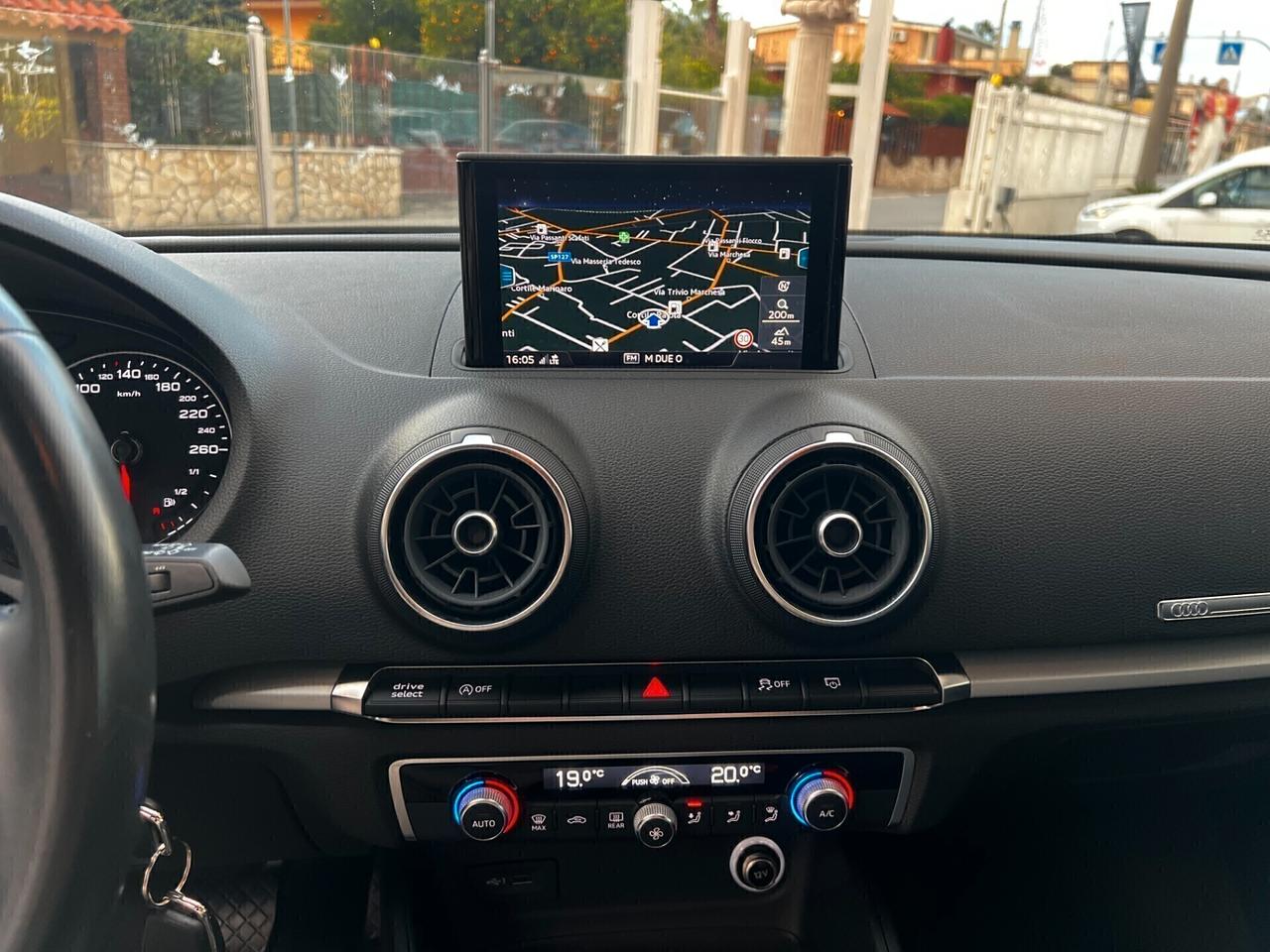 Audi A3 SPB 30 TDI S Tronic- 2019-NAVI