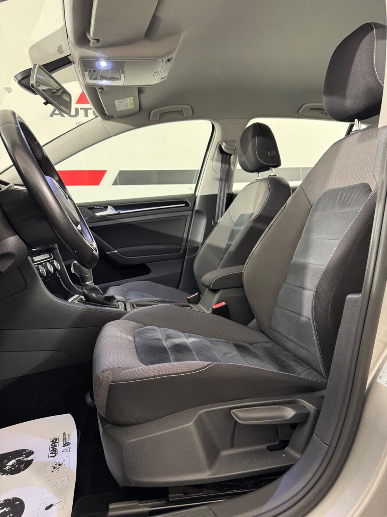 Volkswagen Golf 2.0 TDI DSG 5p. Highline BlueMotion Technology CINGHIA NUOVA