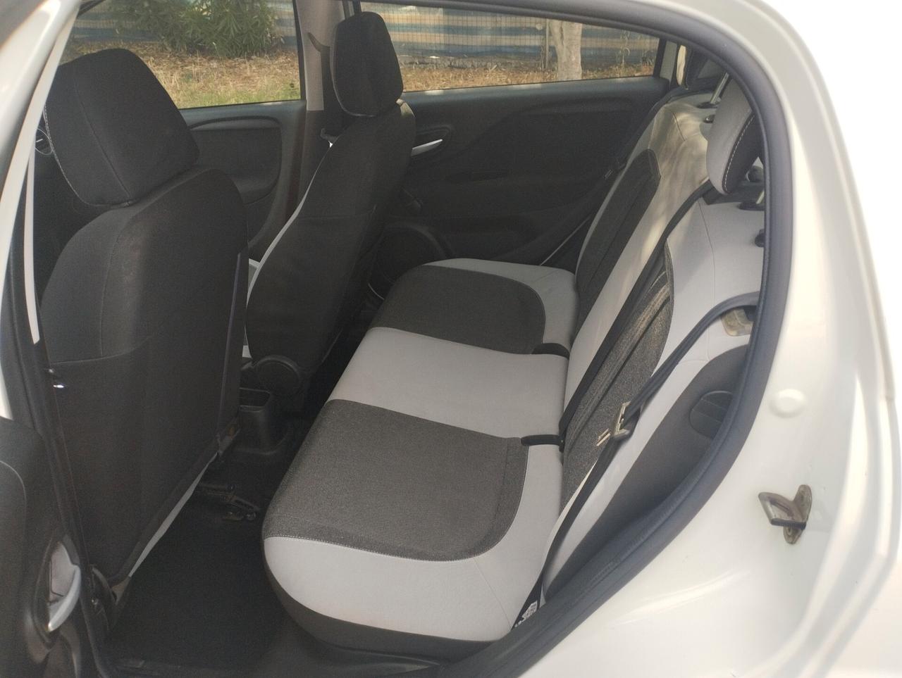 Fiat Punto 1.3 MJT II 75 CV 5 porte Street