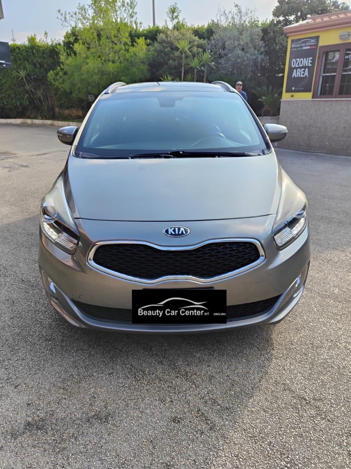 Kia Carens