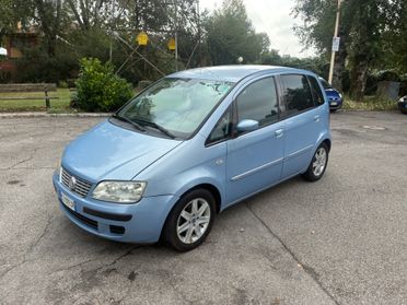 Fiat Idea 1.4 16V BlackMotion