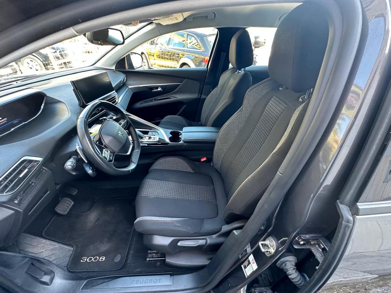 Peugeot 3008 BlueHDi 130 S&S EAT8 Active Business